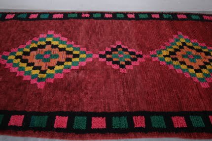 MOROCCAN TRIBAL RUG 4.4 X 8 FEET