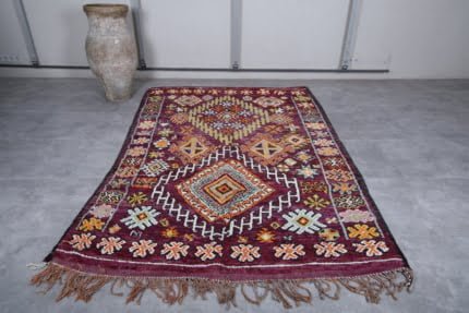 MOROCCAN RUG 6.1 X 9.4 FEET