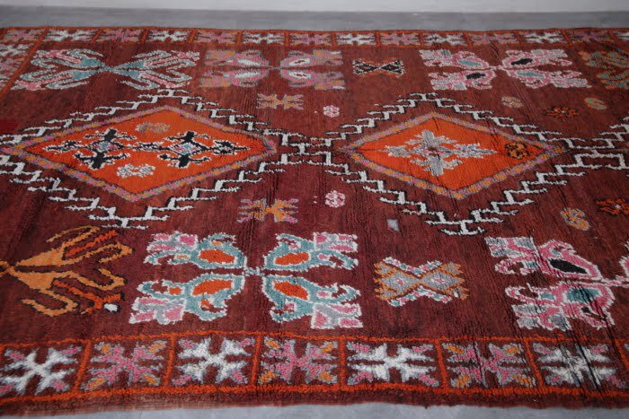 MOROCCAN VINTAGE RUG 7 X 11 FEET