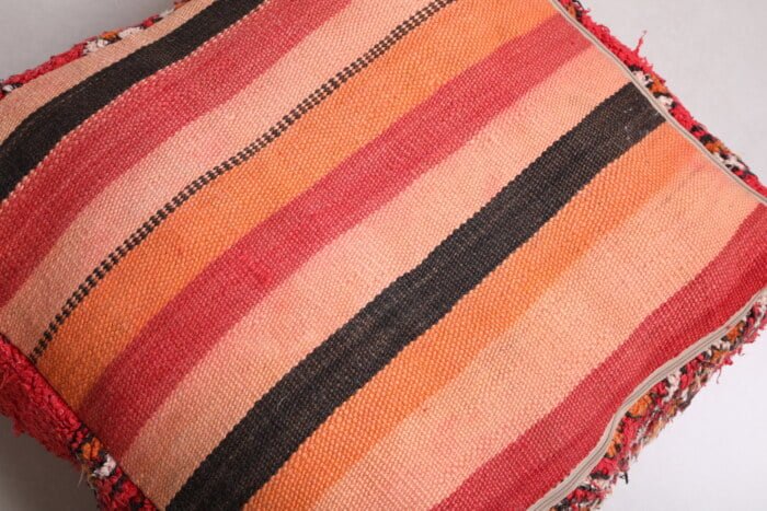 Vintage moroccan pouf 24’’ X 24” X 7.8’’