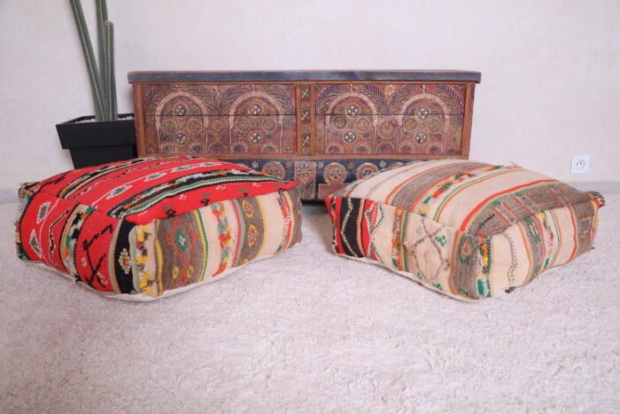 Striped moroccan pouf 24’’ X 24” X 7.8’’