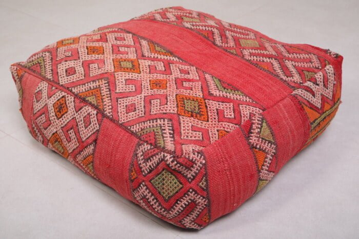 Handmade moroccan pouf 24’’ X 24” X 7.8’’