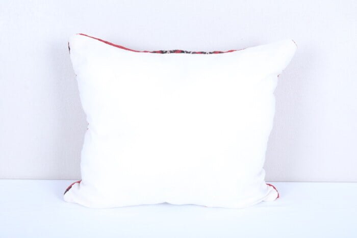 Handmade moroccan pillow FP348-129Handmade moroccan pillow FP348-129