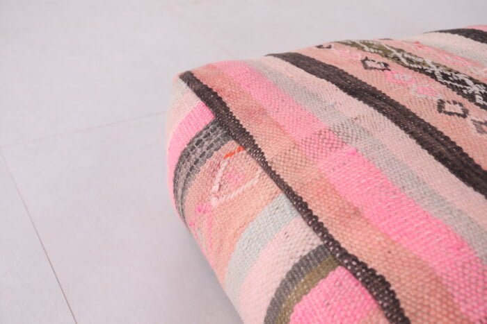 Striped moroccan pouf 24’’ X 24” X 7.8’’