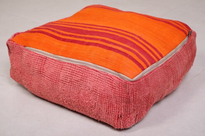 Vintage moroccan pouf 24’’ X 24” X 7.8’’