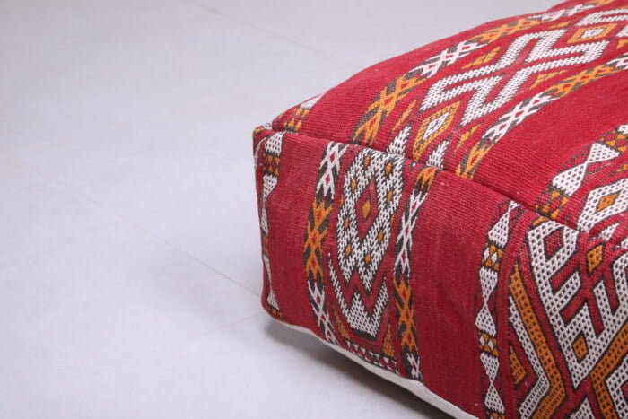 Striped moroccan pouf 24’’ X 24” X 7.8’’