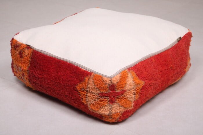 Vintage kilim pouf 24’’ X 24” X 7.8’’