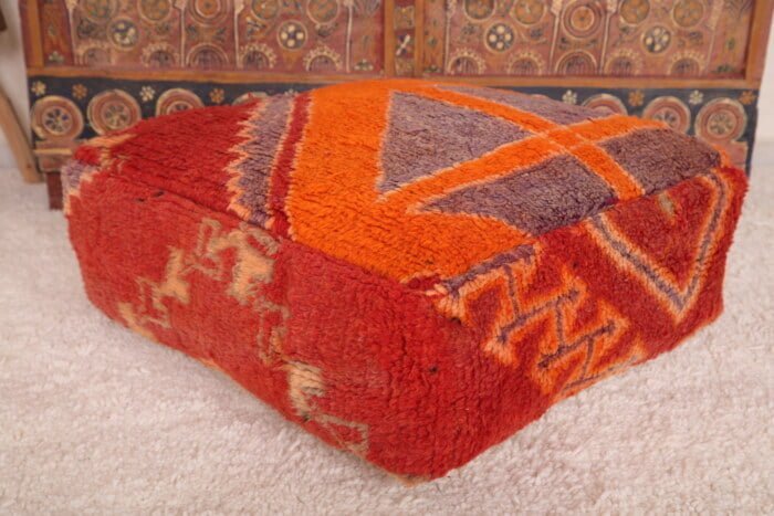 Vintage kilim pouf 24’’ X 24” X 7.8’’