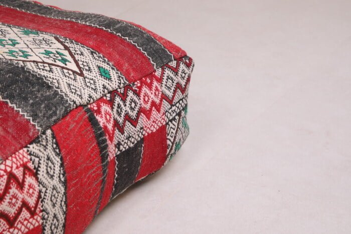 Striped moroccan pouf 24’’ X 24” X 7.8’’