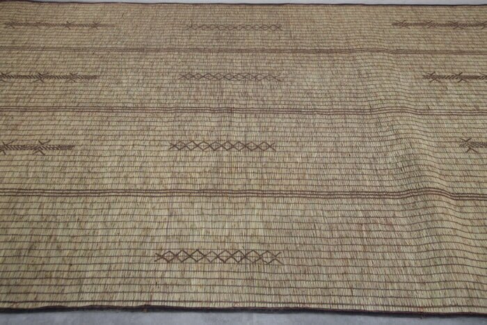 TUAREG RUG 6.4 X 10.1 FEET