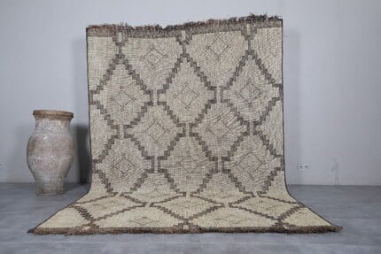 TUAREG RUG 7.5 X 11.1 FEET