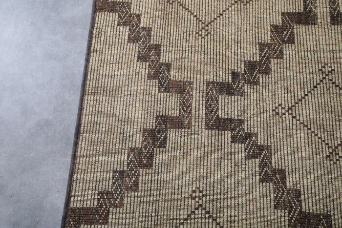 TUAREG RUG 7.5 X 11.1 FEET