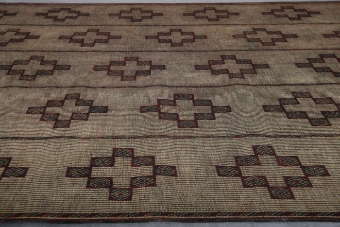 TUAREG RUG 9 X 15.9 FEET