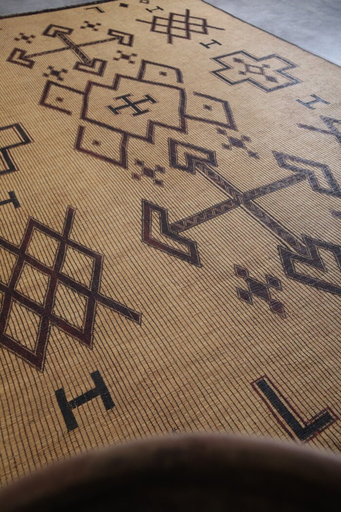 Tuareg rug 9.3 X 14.1 feet