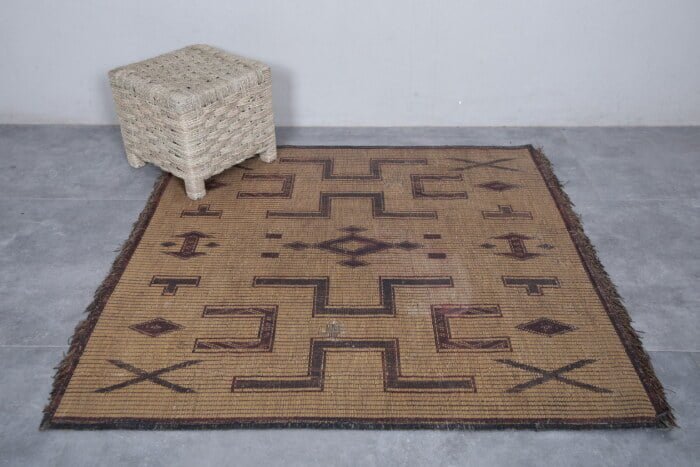 TUAREG RUG 3.7 X 3.7 FEET