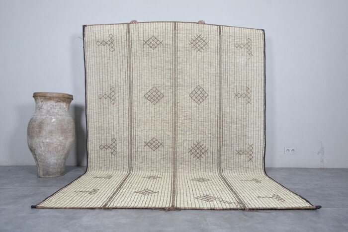 TUAREG RUG 7.1 X 10.2 FEET