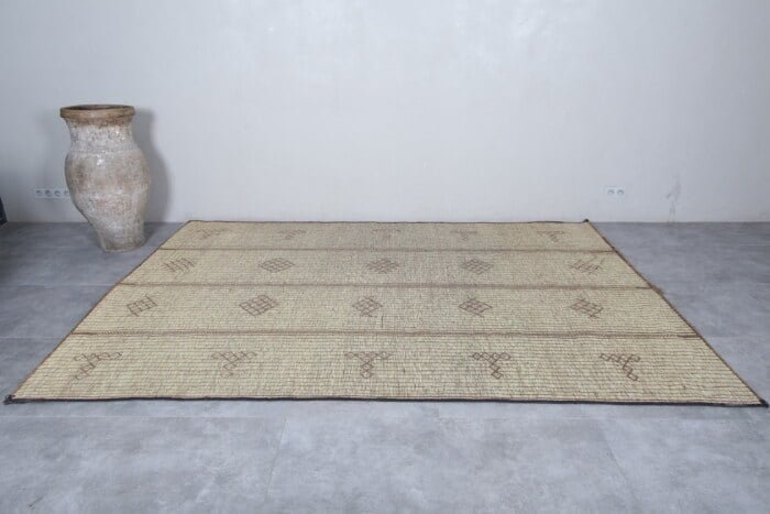 TUAREG RUG 7.1 X 10.2 FEET