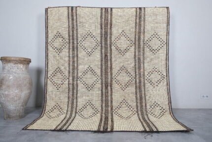 TUAREG RUG 6.9 X 8.3 FEET