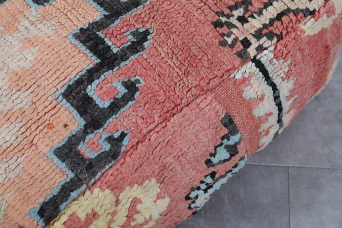 Kilim moroccan pouf 24’’ X 24” X 7.8’’