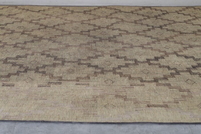 Tuareg rug 8.1 X 12.7 feet