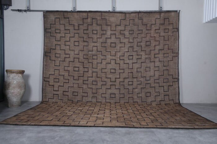 TUAREG RUG 10 X 15.1 FEET