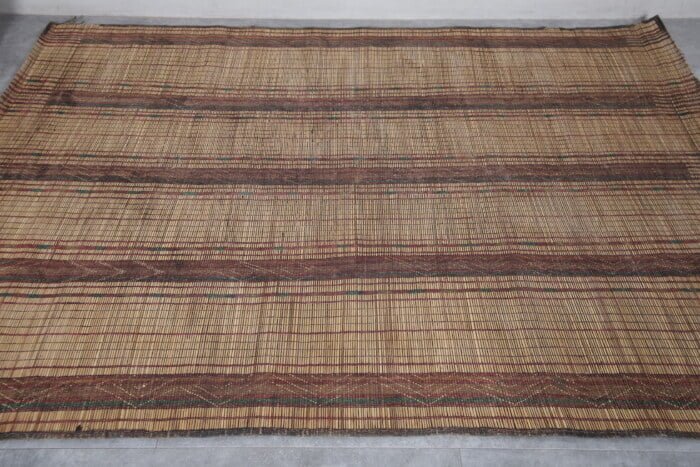 TUAREG RUG 5.2 X 7.2 FEET