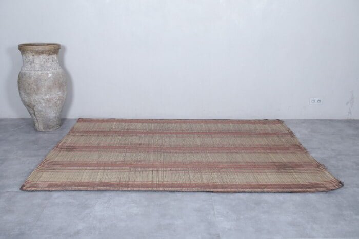 TUAREG RUG 5.6 X 8.1 FEET