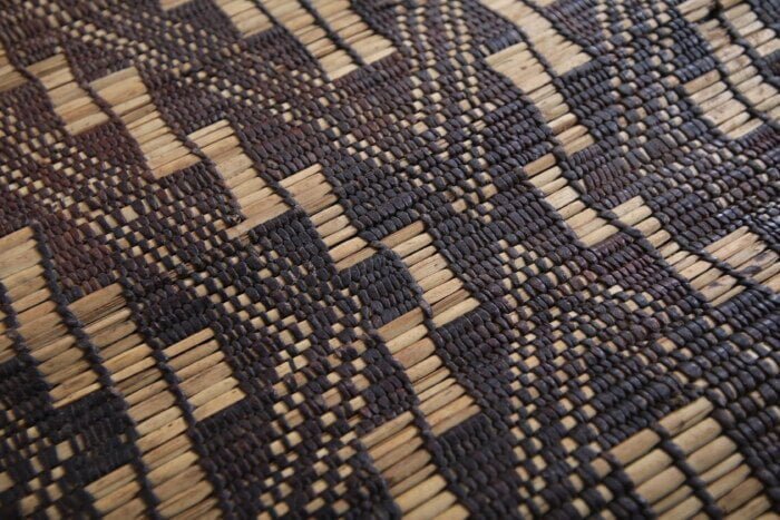 TUAREG RUG 5.4 X 6.9 FEET