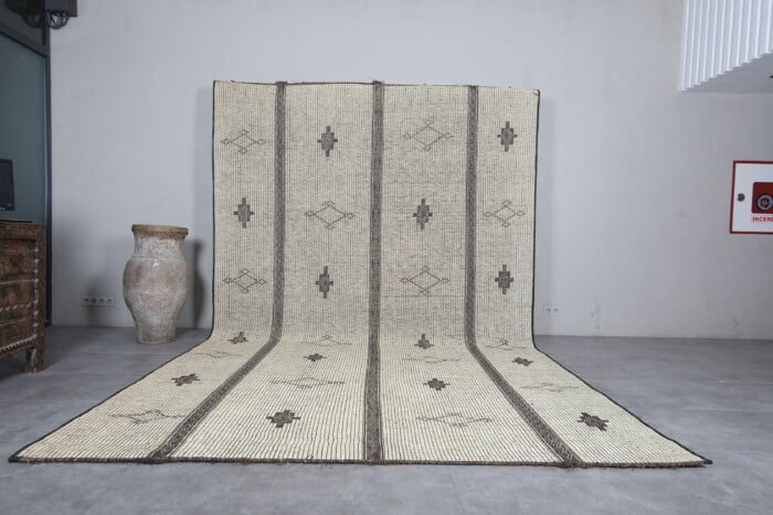 Tuareg rug 8.9 X 15.5 feet