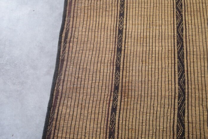 TUAREG RUG 5.6 X 8 FEET