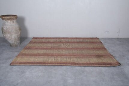 TUAREG RUG 5.6 X 8.1 FEET