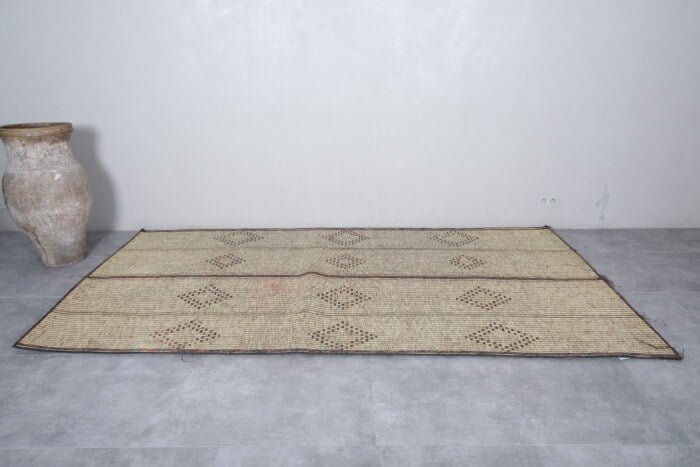 TUAREG RUG 5.6 X 10.9 FEET