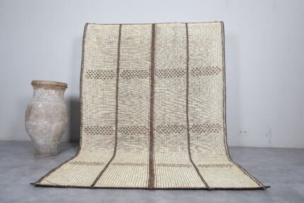 TUAREG RUG 5.6 X 10.9 FEET