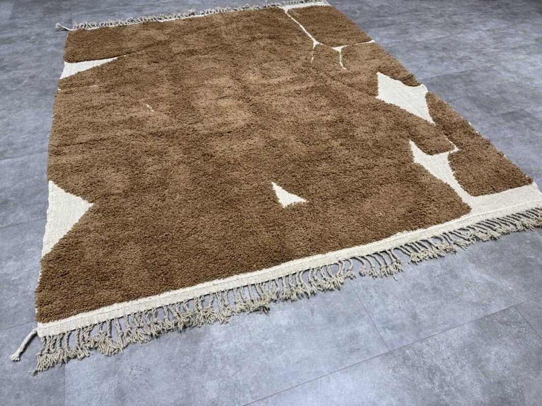 hand knotted moroccan rug